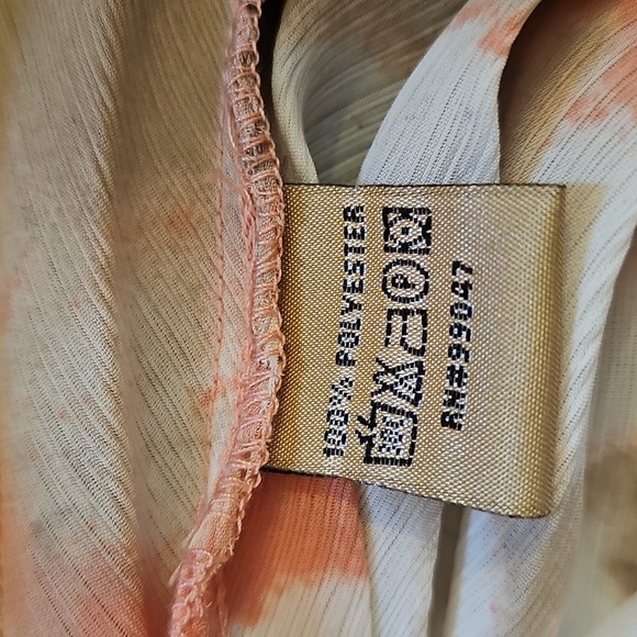 Colorful and Head-Turning Animal Print Halter Dress - Picture 16 of 16